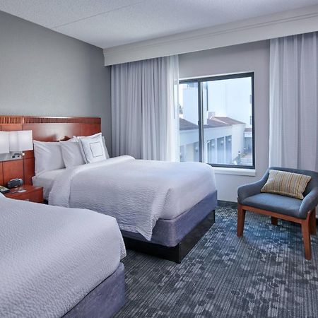 Courtyard By Marriott Indianapolis Castleton Indianápolis Exterior foto