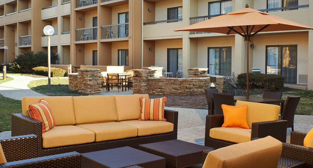 Courtyard By Marriott Indianapolis Castleton Indianápolis Exterior foto